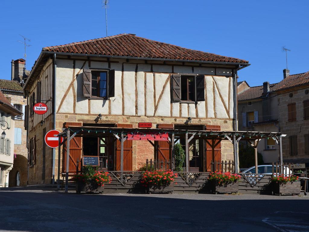 Le Lac Bleu Hotel Lacapelle-Marival Luaran gambar